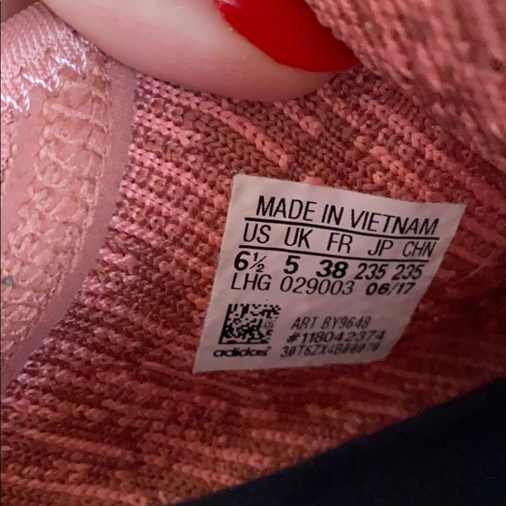 Adidas NMD R1 - Picture 5 of 6